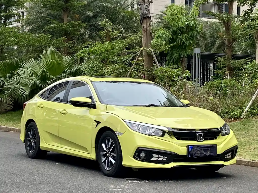 Civic 2019 220TURBO CVT Dynamic Edition National V купить на сайте DeffCars