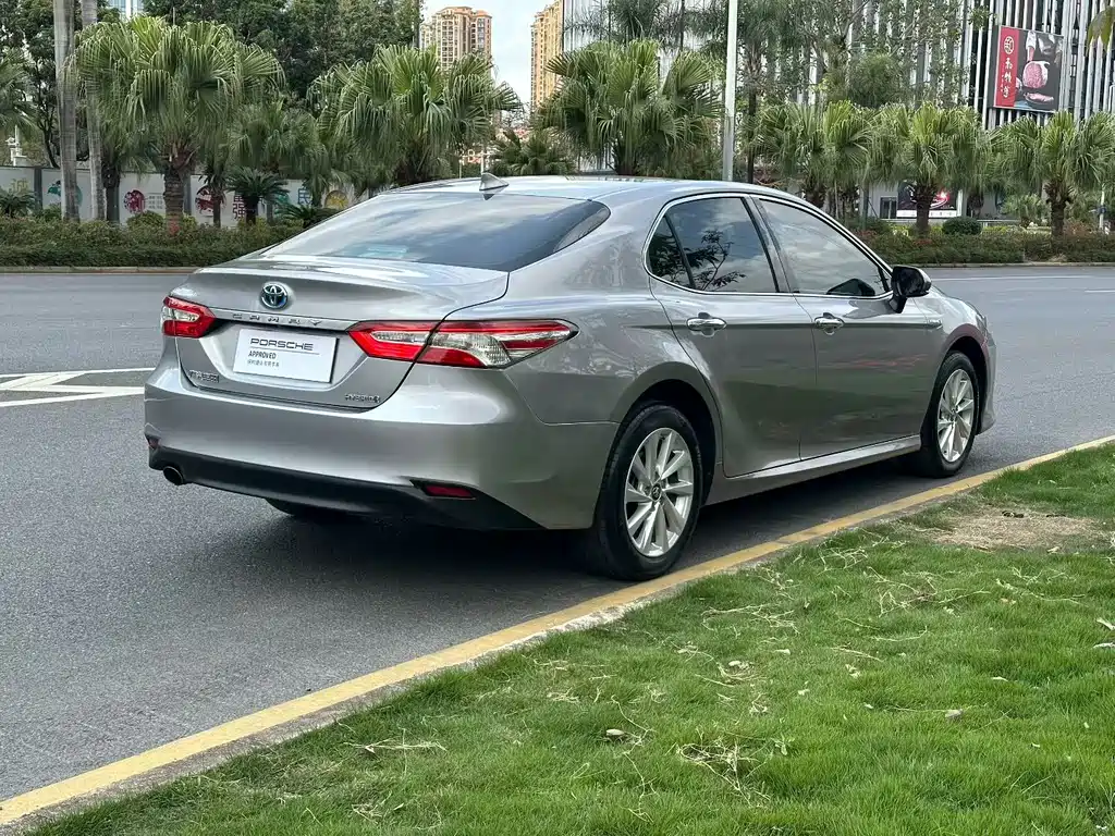 Camry 2021 Dual Engine 2.5HGVP Leading Edition купить на сайте DeffCars