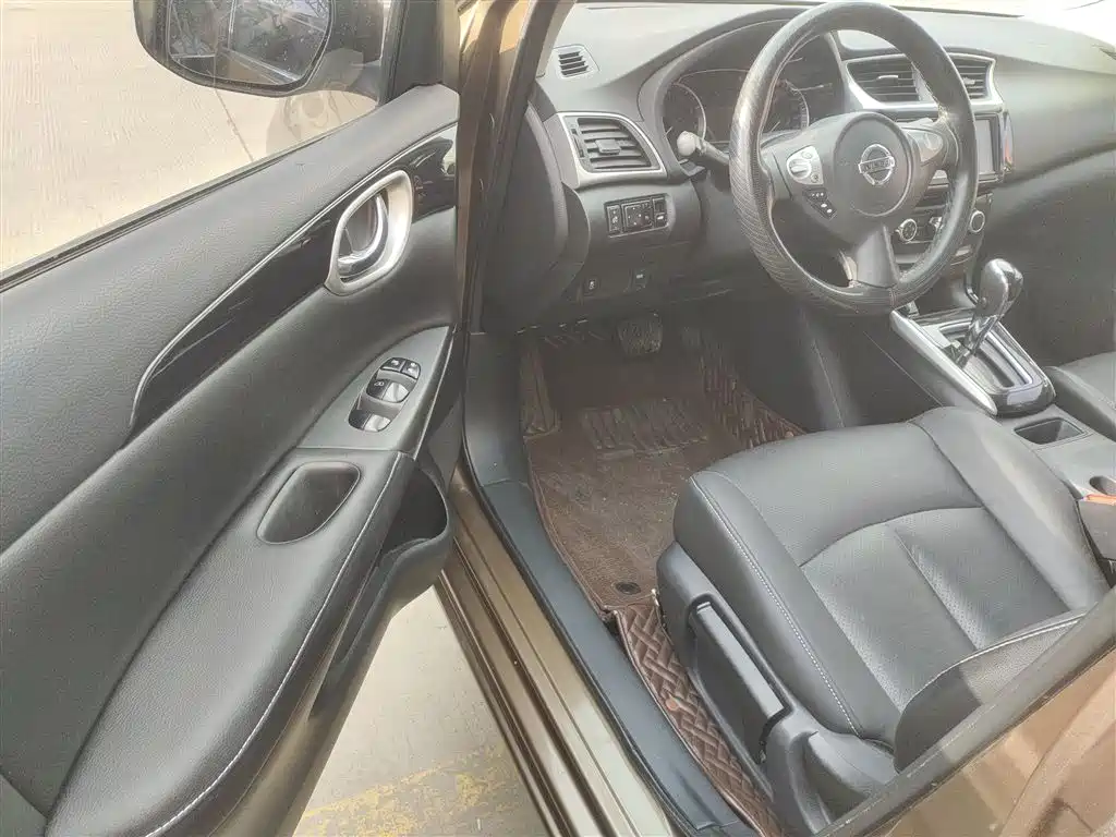 Sylphy 2018 1.6XV CVT Exclusive Edition купить на сайте DeffCars