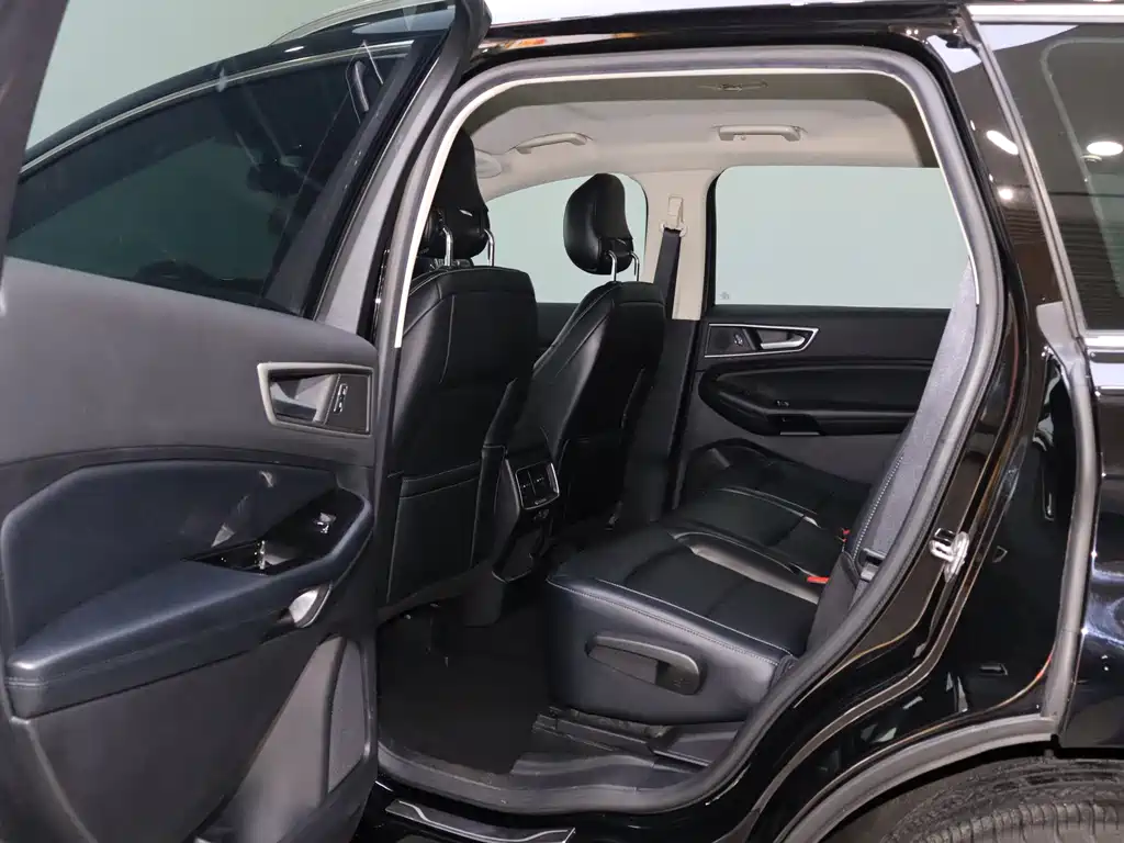 Ruijie 2021 PLUS EcoBoost 245 2WD Elite 5-seater купить на сайте DeffCars