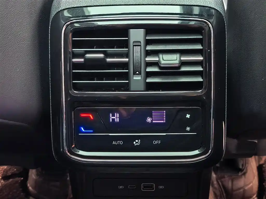Passat 2023 facelift 380TSI luxury version купить на сайте DeffCars