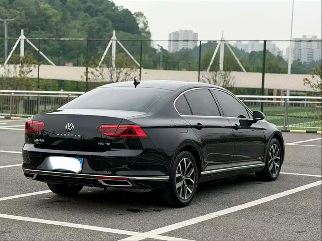 Magotan 2020 330TSI DSG leading model купить на сайте DeffCars