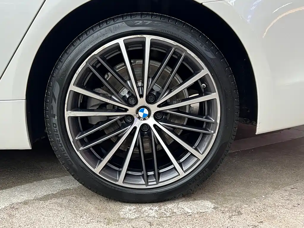BMW 5 Series 2020 530Li Leading M Sports Package купить на сайте DeffCars