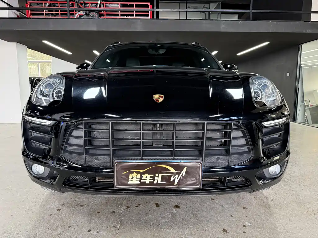 Macan 2017 Macan 2.0T купить на сайте DeffCars