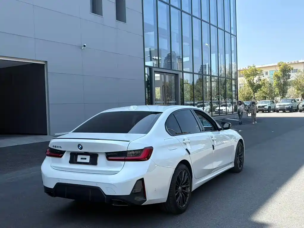 BMW 3 Series 2023 320Li M Sports Package купить на сайте DeffCars