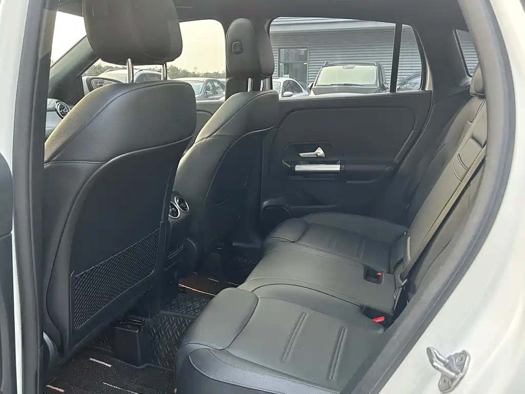 Mercedes-Benz GLA 2020 GLA 200 купить на сайте DeffCars