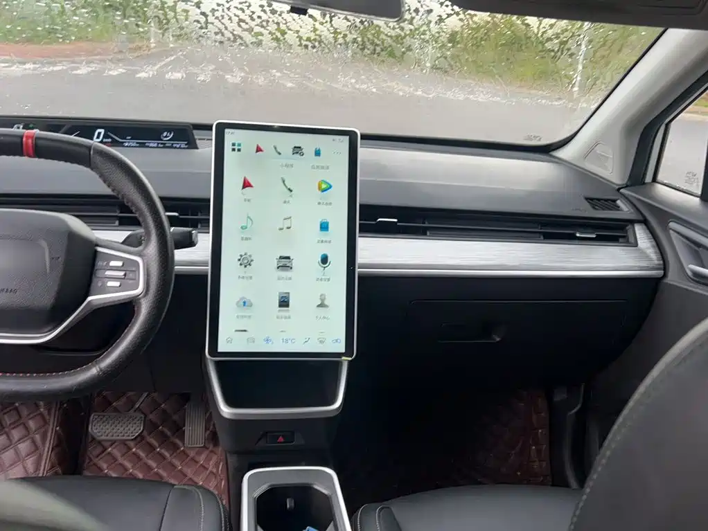 Nezha V 2022 Chao 300 Lite ternary lithium купить на сайте DeffCars
