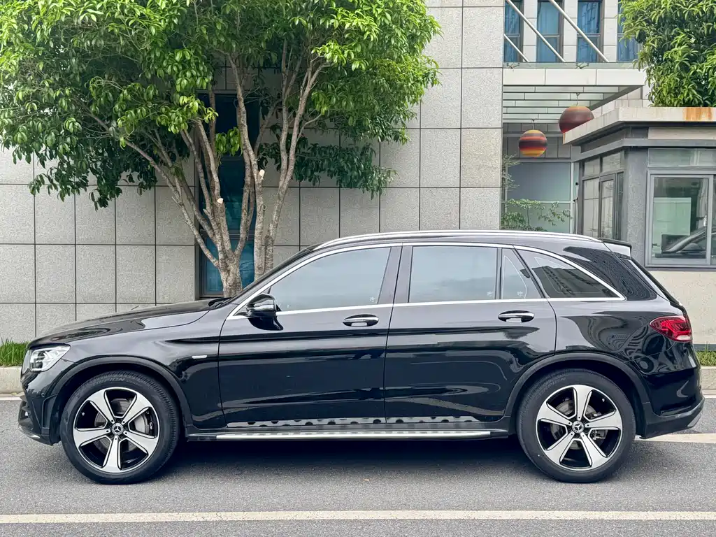 Mercedes-Benz GLC 2022 facelift GLC 300 L 4MATIC Dynamic Edition купить на сайте DeffCars