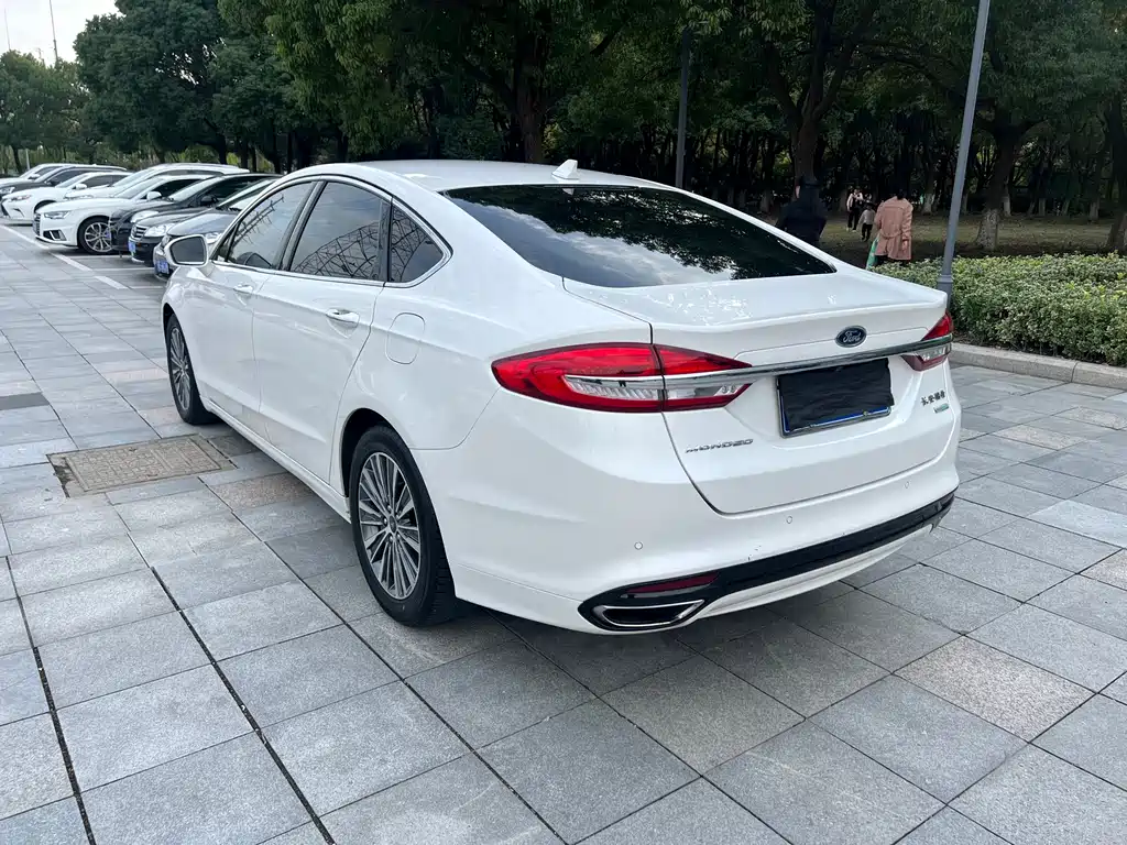 Mondeo 2017 EcoBoost 200 Luxury купить на сайте DeffCars