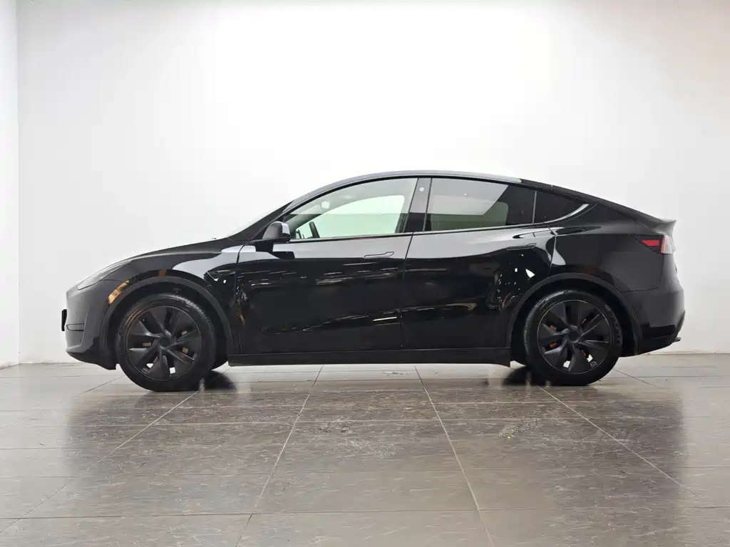 Model Y 2022 facelift rear-wheel drive version купить на сайте DeffCars
