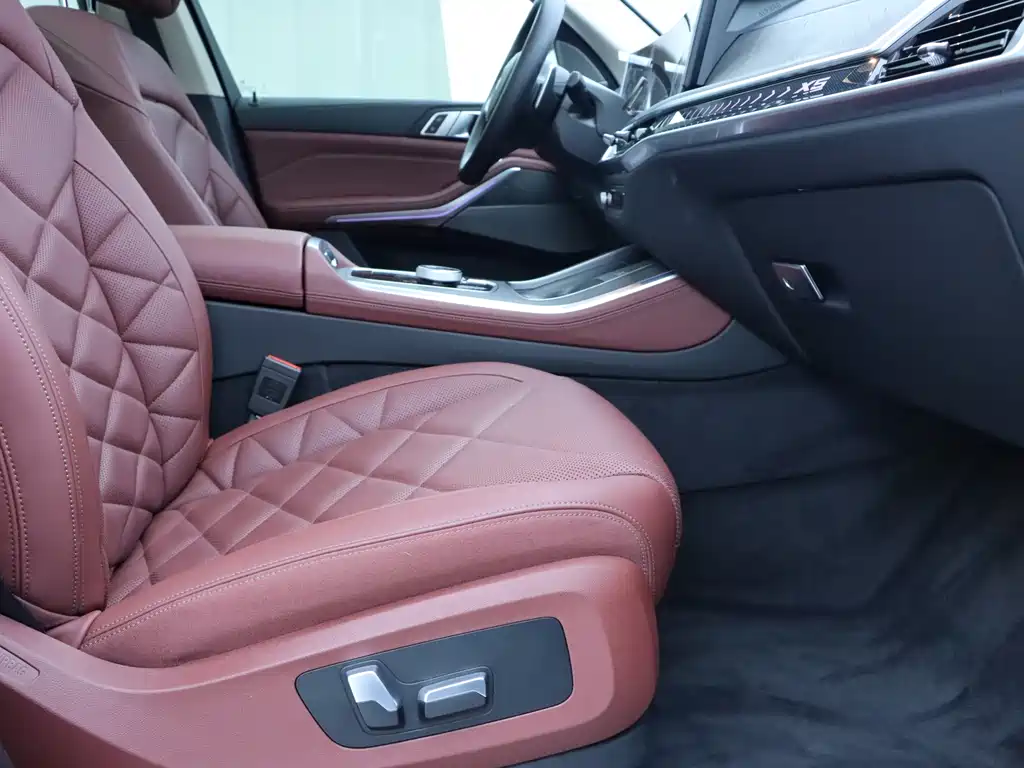 BMW X5 2023 xDrive 30Li Exclusive M Sports Night Package купить на сайте DeffCars