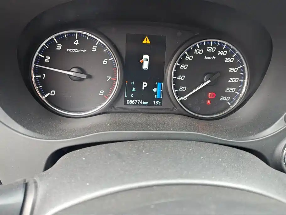 Outlander 2019 2.0L 2WD Enjoy Edition, 5 seats, National VI купить на сайте DeffCars