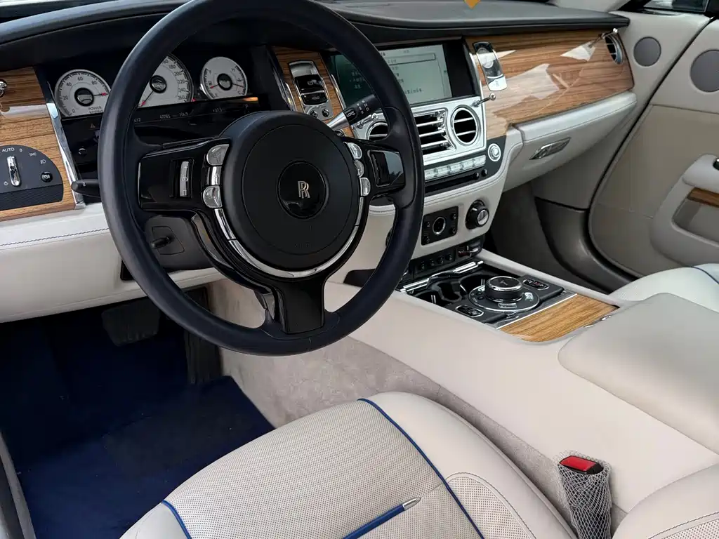 Phantom 2018 6.6T standard model купить на сайте DeffCars