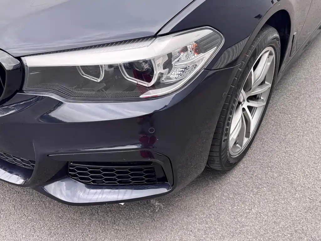 BMW 5 Series 2018 525Li Luxury Package купить на сайте DeffCars