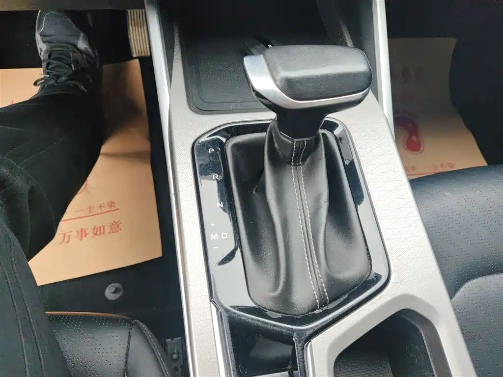 Emgrand 2023 4th Generation Champion Edition 1.5L CVT Luxury Model купить на сайте DeffCars