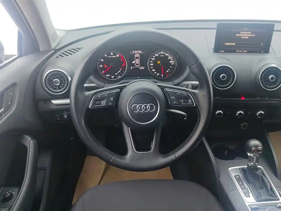 Audi A3 2019 Limousine 35 TFSI Enterprising National VI купить на сайте DeffCars