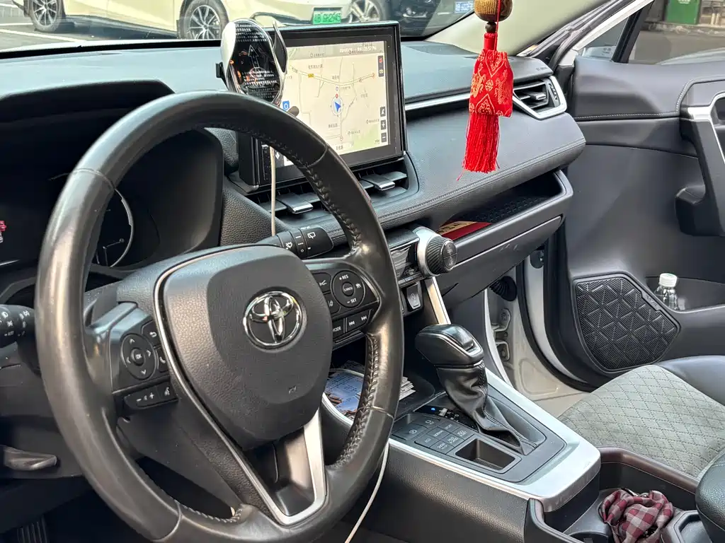 RAV4 Rongfang 2022 2.0L CVT four-wheel drive fashion Plus version купить на сайте DeffCars