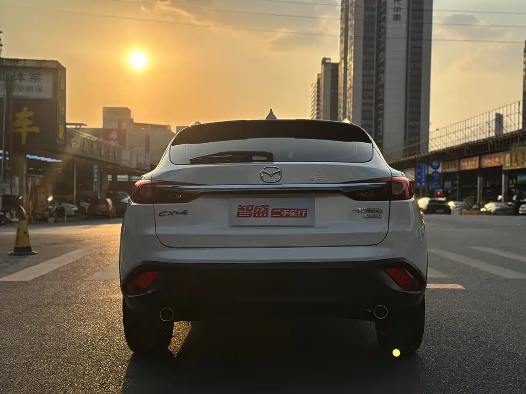 Mazda CX-4 2018 2.5L automatic four-wheel drive Blue Sky Fearless Edition National V купить на сайте DeffCars