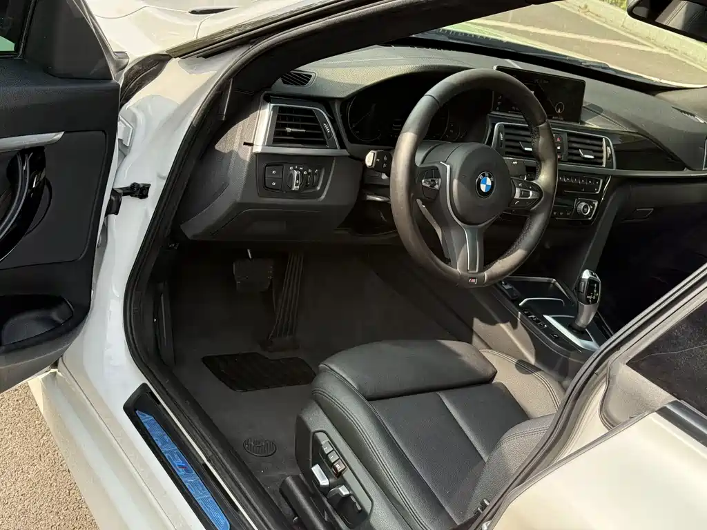 BMW 3 Series GT 2019 320i M Sports купить на сайте DeffCars