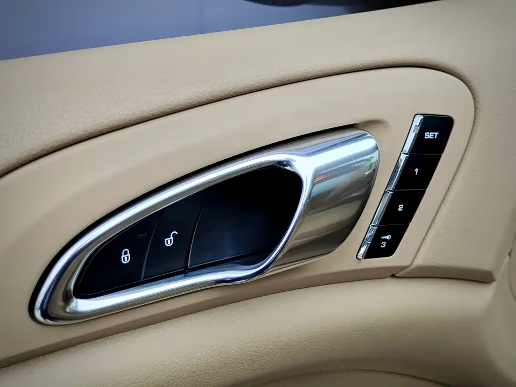 Cayenne 2011 Cayenne 3.0T купить на сайте DeffCars