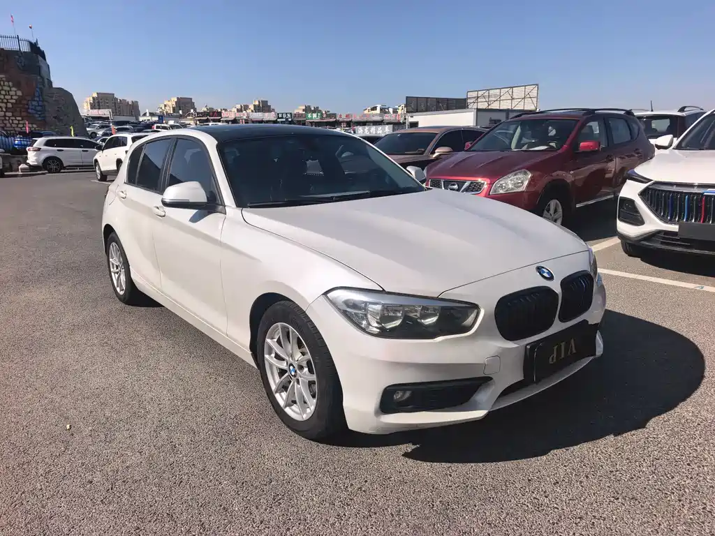 BMW 1 Series imported 2018 118i leading model купить на сайте DeffCars