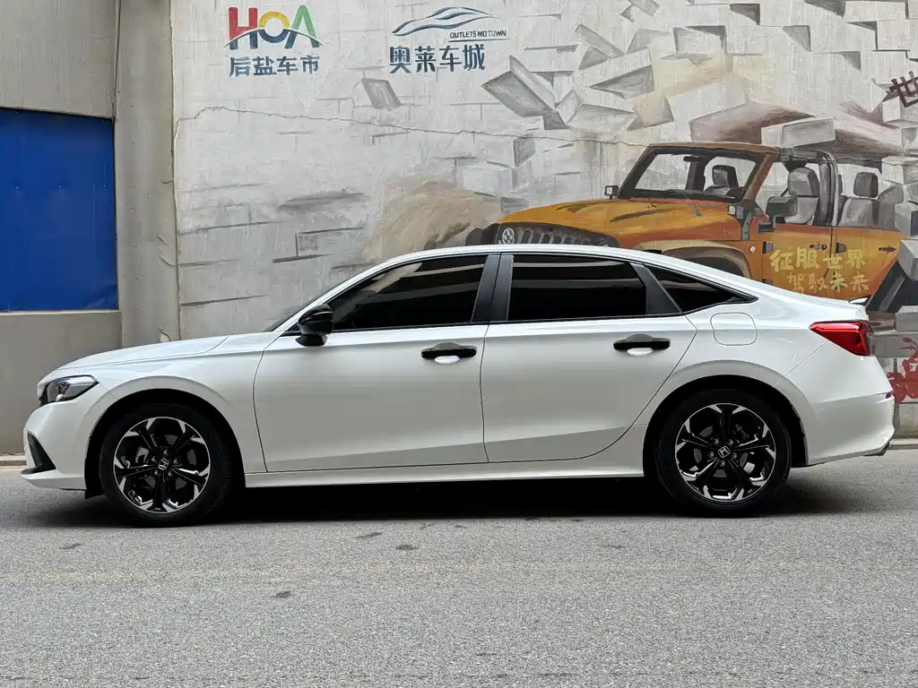 Civic 2022 240TURBO CVT combustion version купить на сайте DeffCars