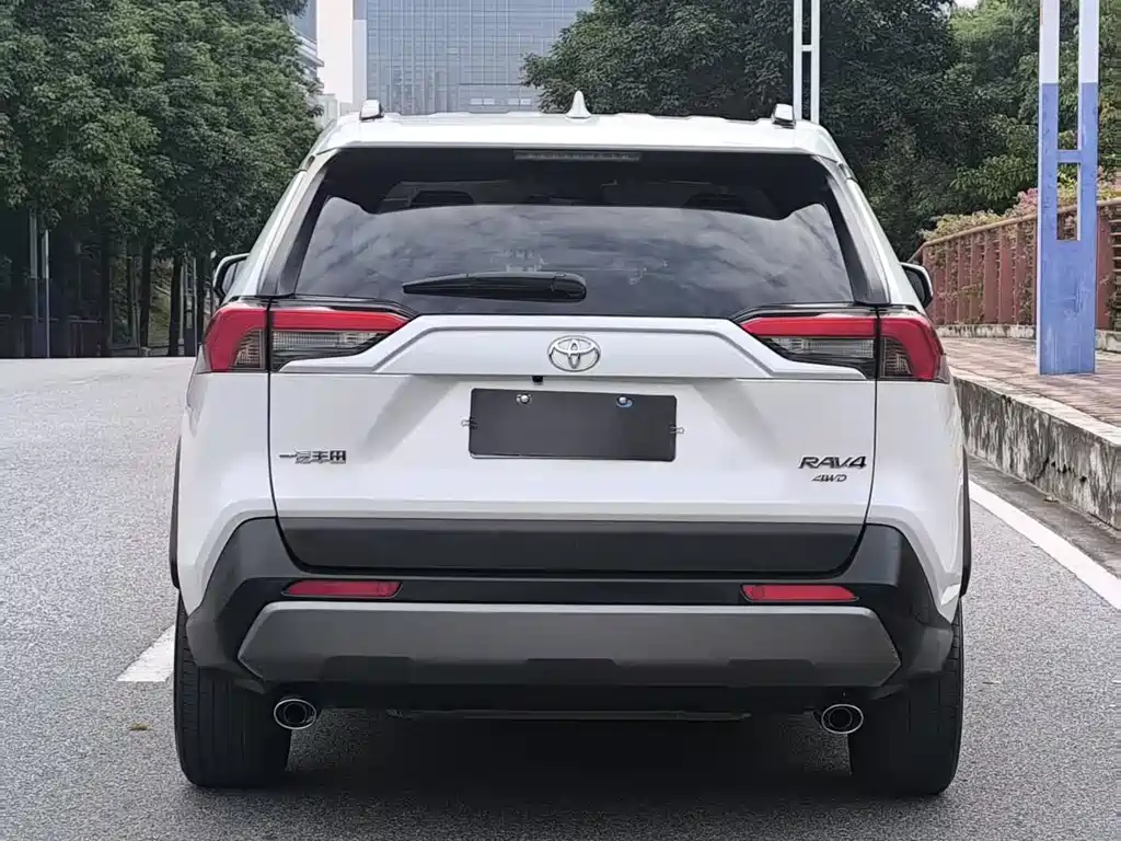 RAV4 Rongfang 2021 2.0L CVT four-wheel drive fashion version купить на сайте DeffCars
