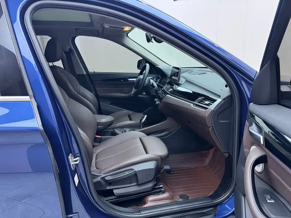 BMW X1 2021 sDrive20Li Fashion Model купить на сайте DeffCars