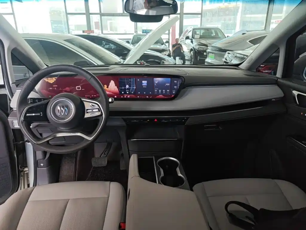 Buick GL8 2025 Lu Zun Smart Edition купить на сайте DeffCars