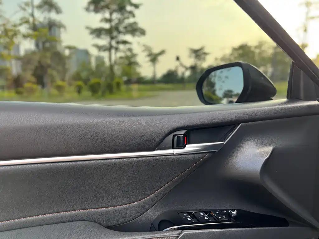 Camry 2018 2.5G Deluxe Edition купить на сайте DeffCars