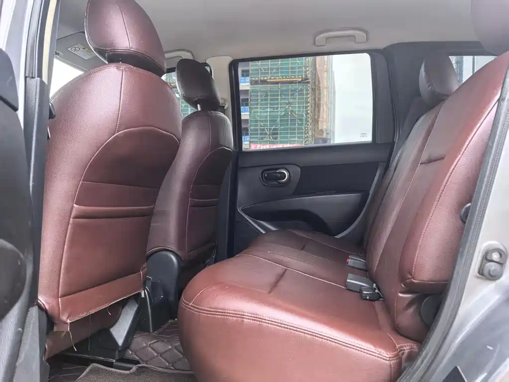 Liwei 2015 1.6XE CVT Comfort Edition купить на сайте DeffCars