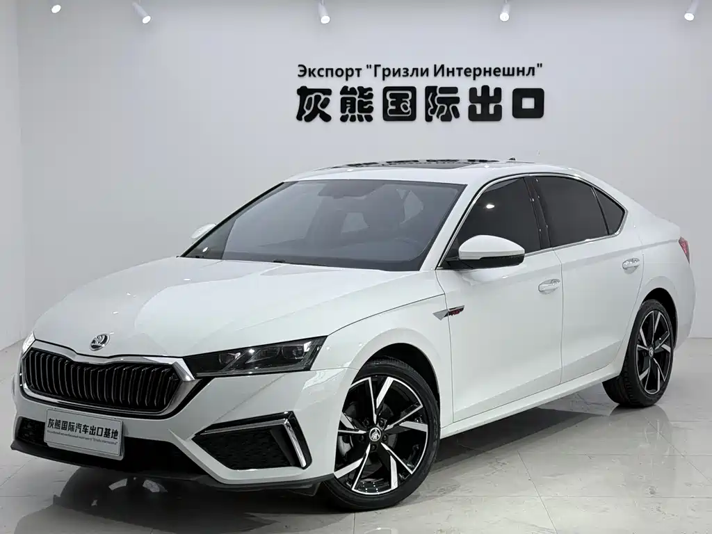 Octavia 2023 facelift PRO TSI280 luxury version купить на сайте DeffCars