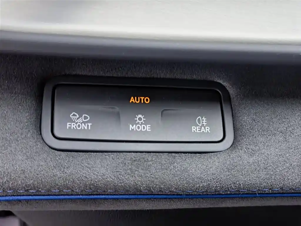 Touron 2025 Touron Pro 450TSI four-wheel drive peak version купить на сайте DeffCars