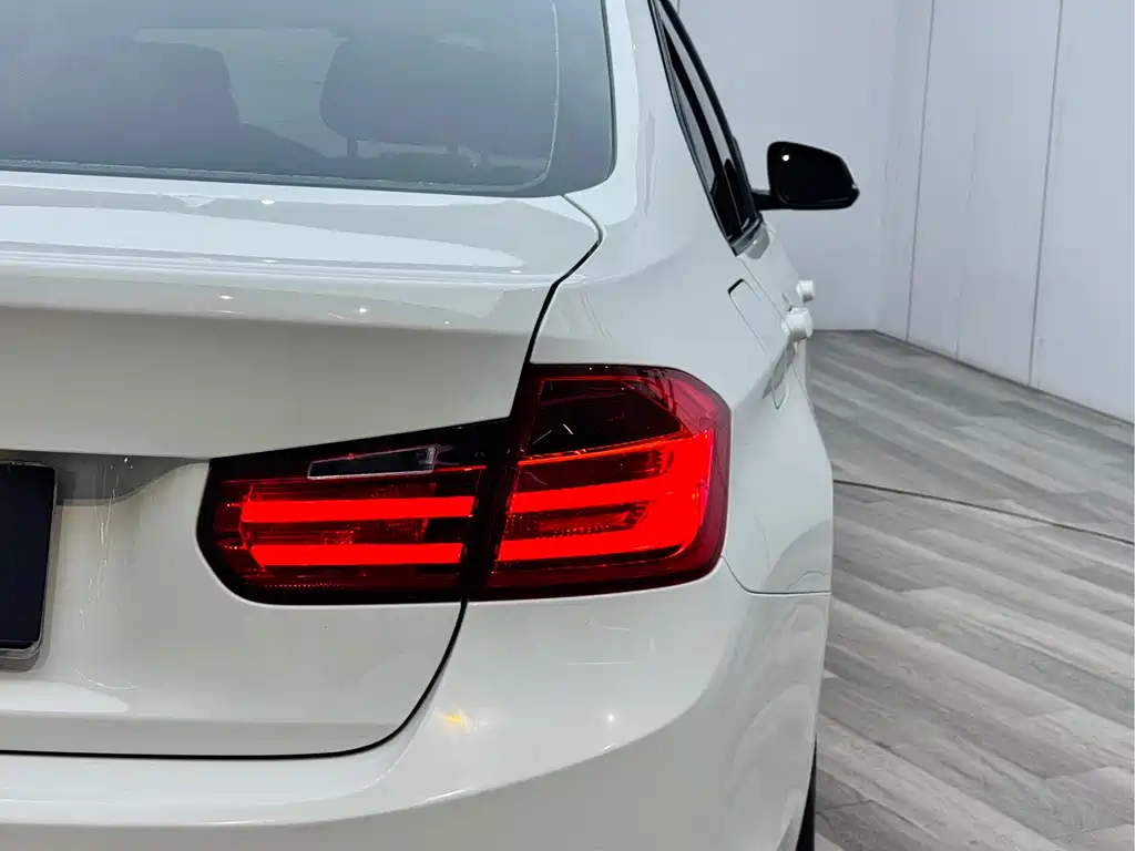 BMW 3 Series 2015 316i Enterprising купить на сайте DeffCars