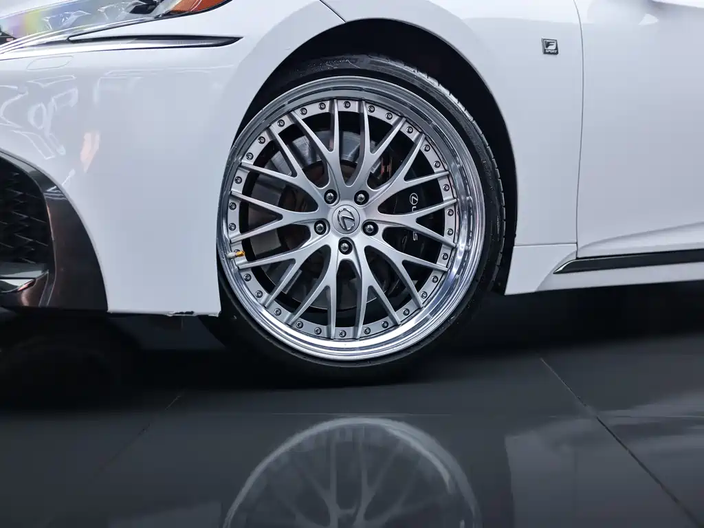 Lexus LS 2018 500h F SPORT National V купить на сайте DeffCars