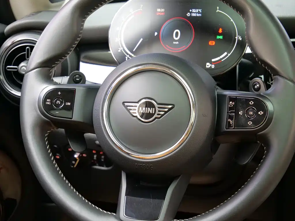 Mini 2022 2.0T Cooper S Classic Pie купить на сайте DeffCars