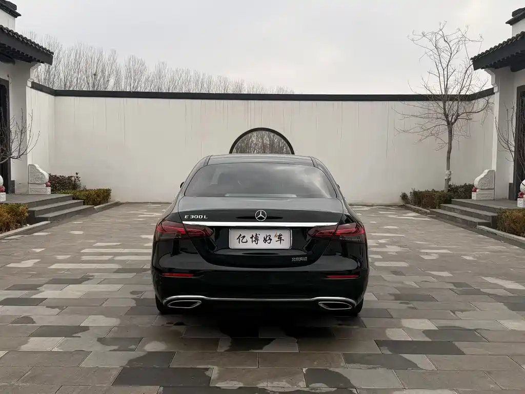 Mercedes-Benz E-Class 2022 E 300 L Luxury Model купить на сайте DeffCars