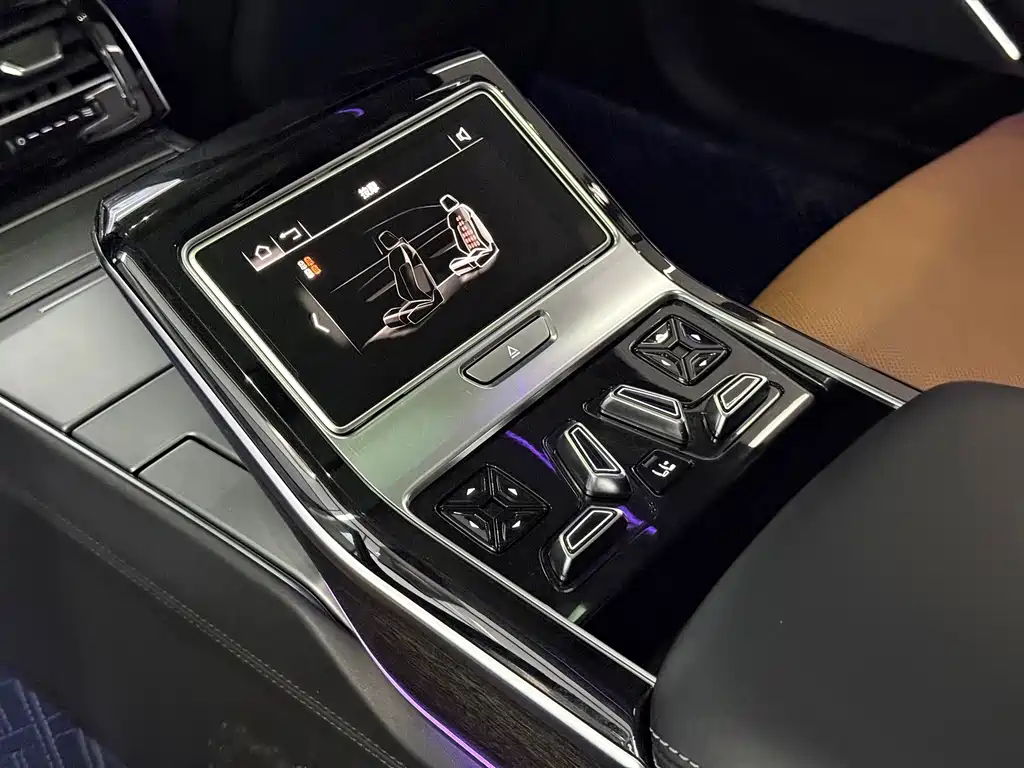 Audi A8 2021 A8L 60 TFSI quattro premium model купить на сайте DeffCars
