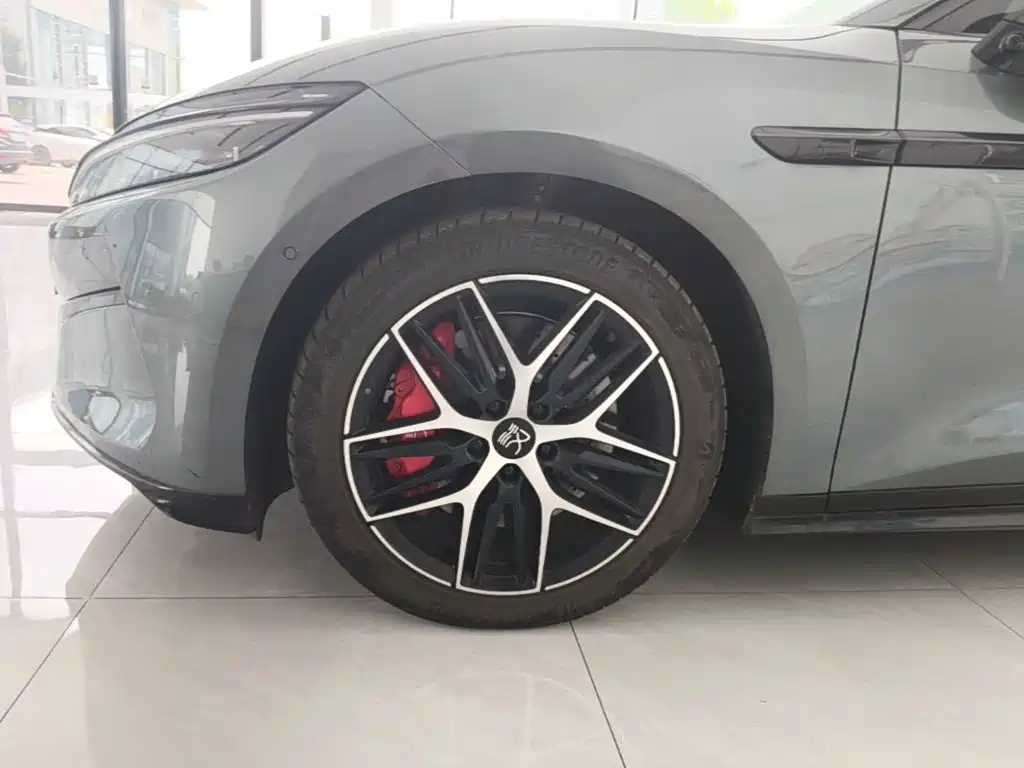 Han L 2025 DM-p four-wheel drive lidar flagship model купить на сайте DeffCars