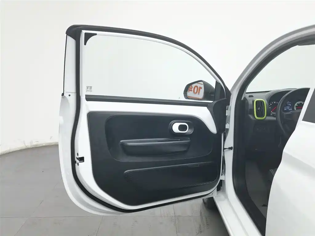 CLEVER 2020 Urban Fashion Edition купить на сайте DeffCars