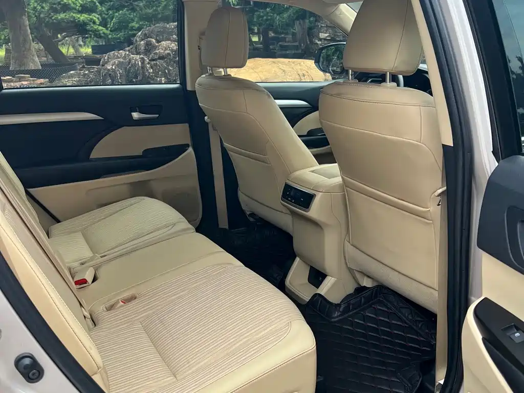 Highlander 2018 2.0T four-wheel drive elite version, 7 seats, National VI купить на сайте DeffCars