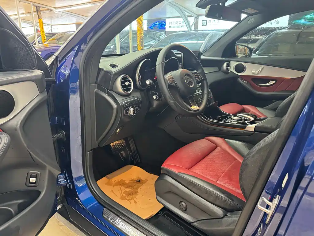 Mercedes-Benz GLC Coupe 2019 GLC 200 4MATIC Coupe SUV купить на сайте DeffCars
