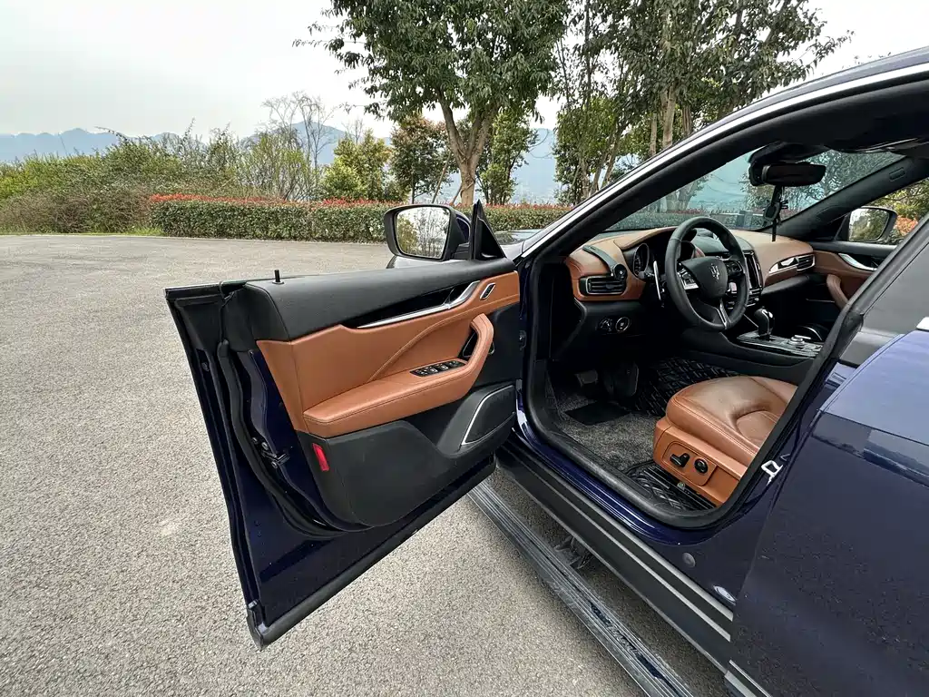 Levante 2016 3.0T standard model купить на сайте DeffCars