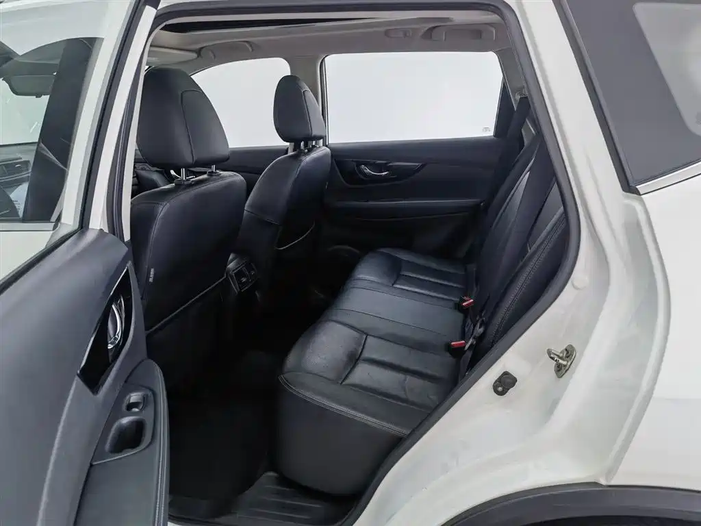 X-Trail 2022 2.0L 2WD Intelligent Comfort Edition купить на сайте DeffCars