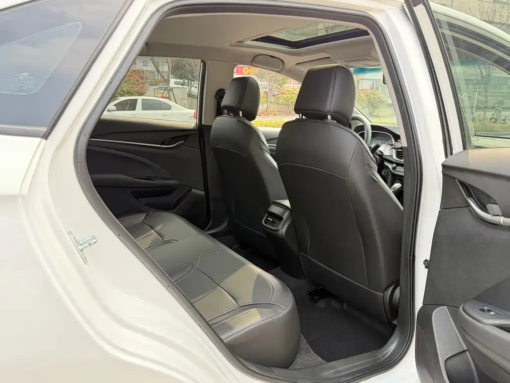 Yinglang 2021 facelift 1.3T automatic light hybrid elite model купить на сайте DeffCars
