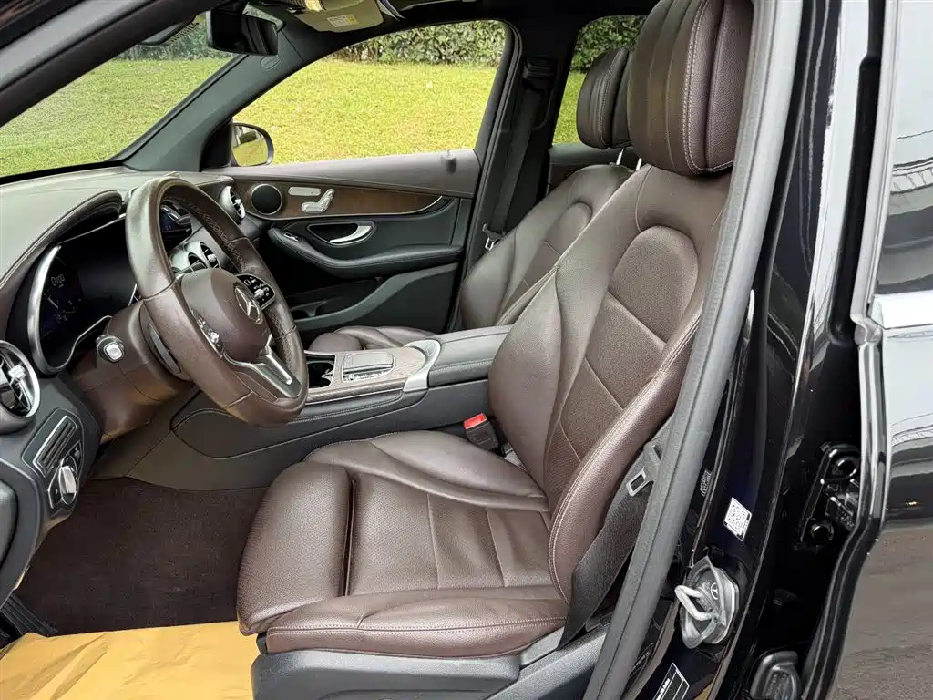Mercedes-Benz GLC 2020 facelift GLC 260 L 4MATIC luxury model купить на сайте DeffCars