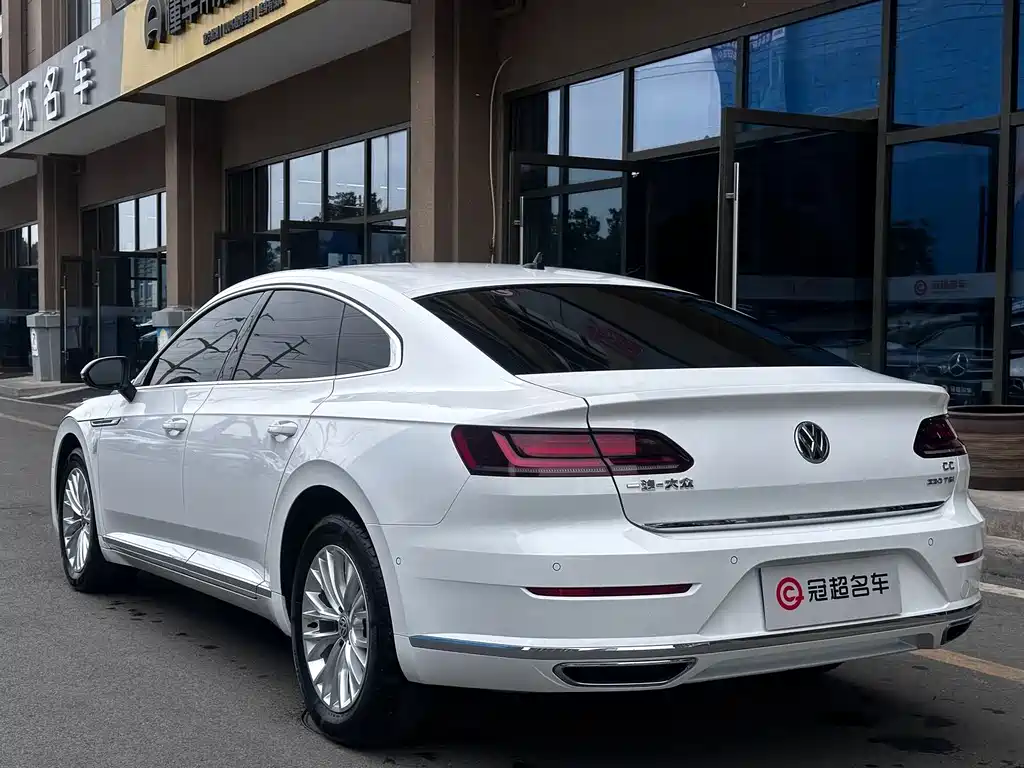 FAW-Volkswagen CC 2020 330TSI Charming Edition National VI купить на сайте DeffCars