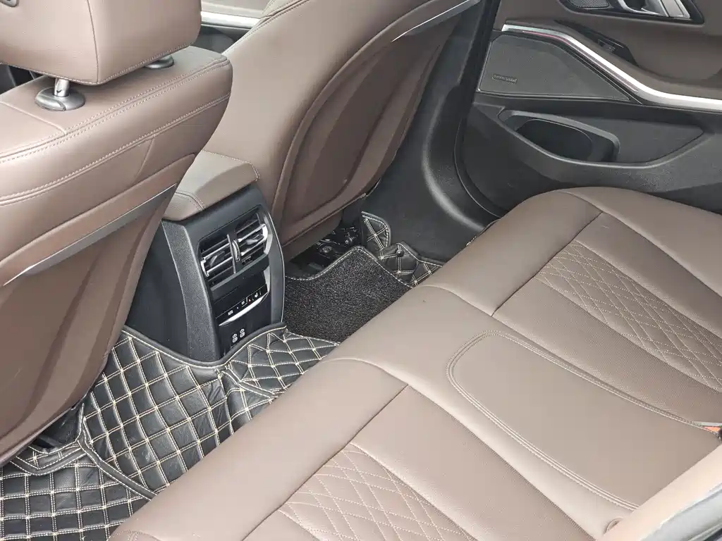 BMW 3 Series 2023 325i M Sports Night Package купить на сайте DeffCars
