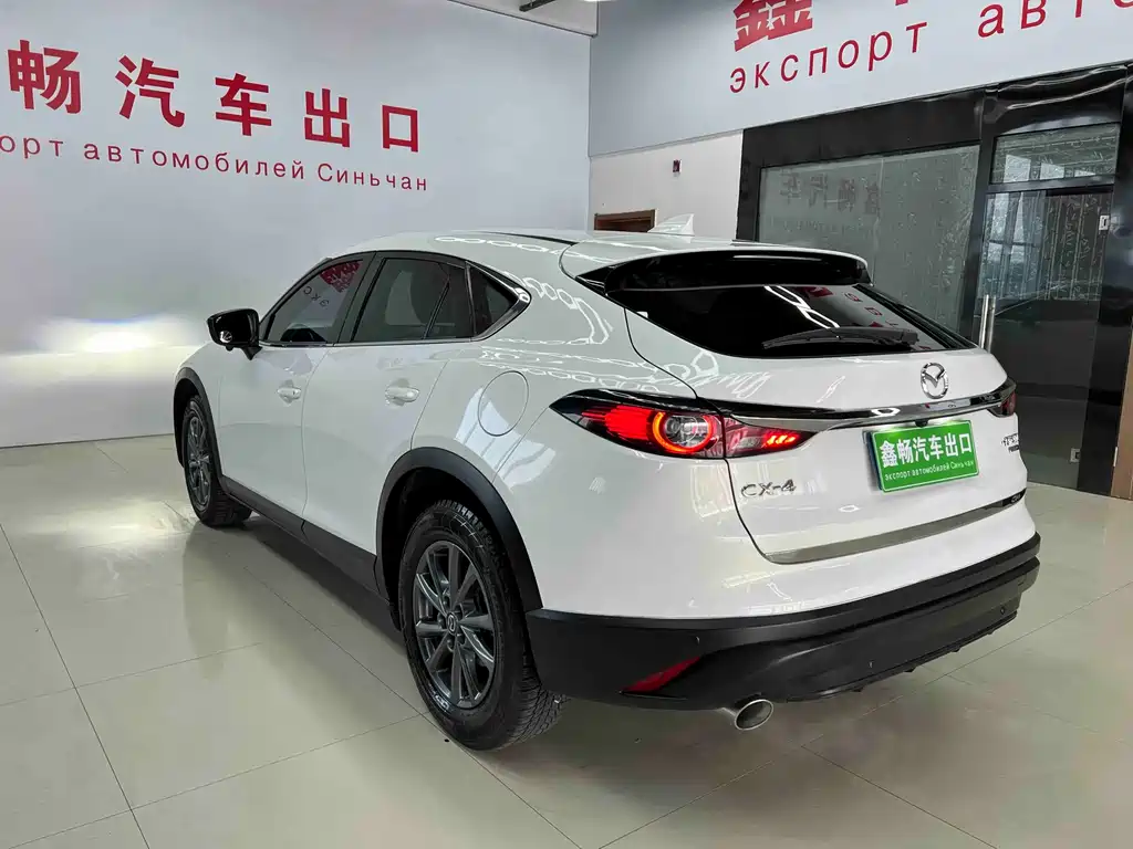 Mazda CX-4 2021 2.0L automatic two-wheel drive Blue Sky Vitality Edition купить на сайте DeffCars