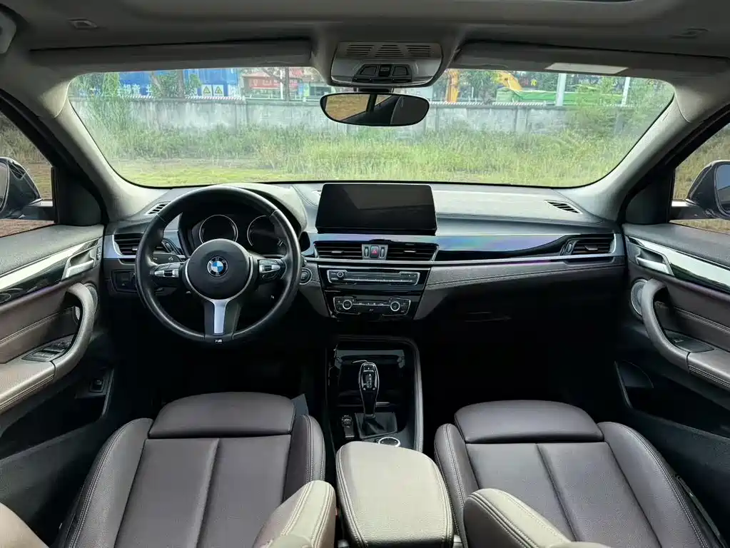 BMW X2 2021 sDrive25i Leading M Off-Road Package купить на сайте DeffCars